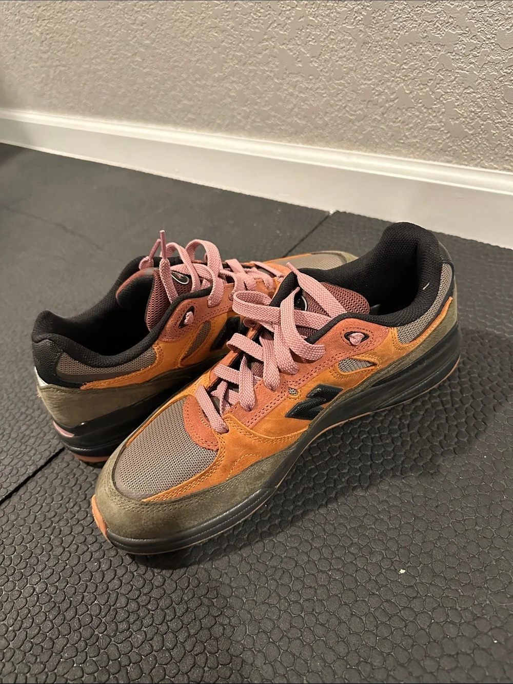 New Balance Mike Gigliotti x NB Numeric 933 Reynolds
